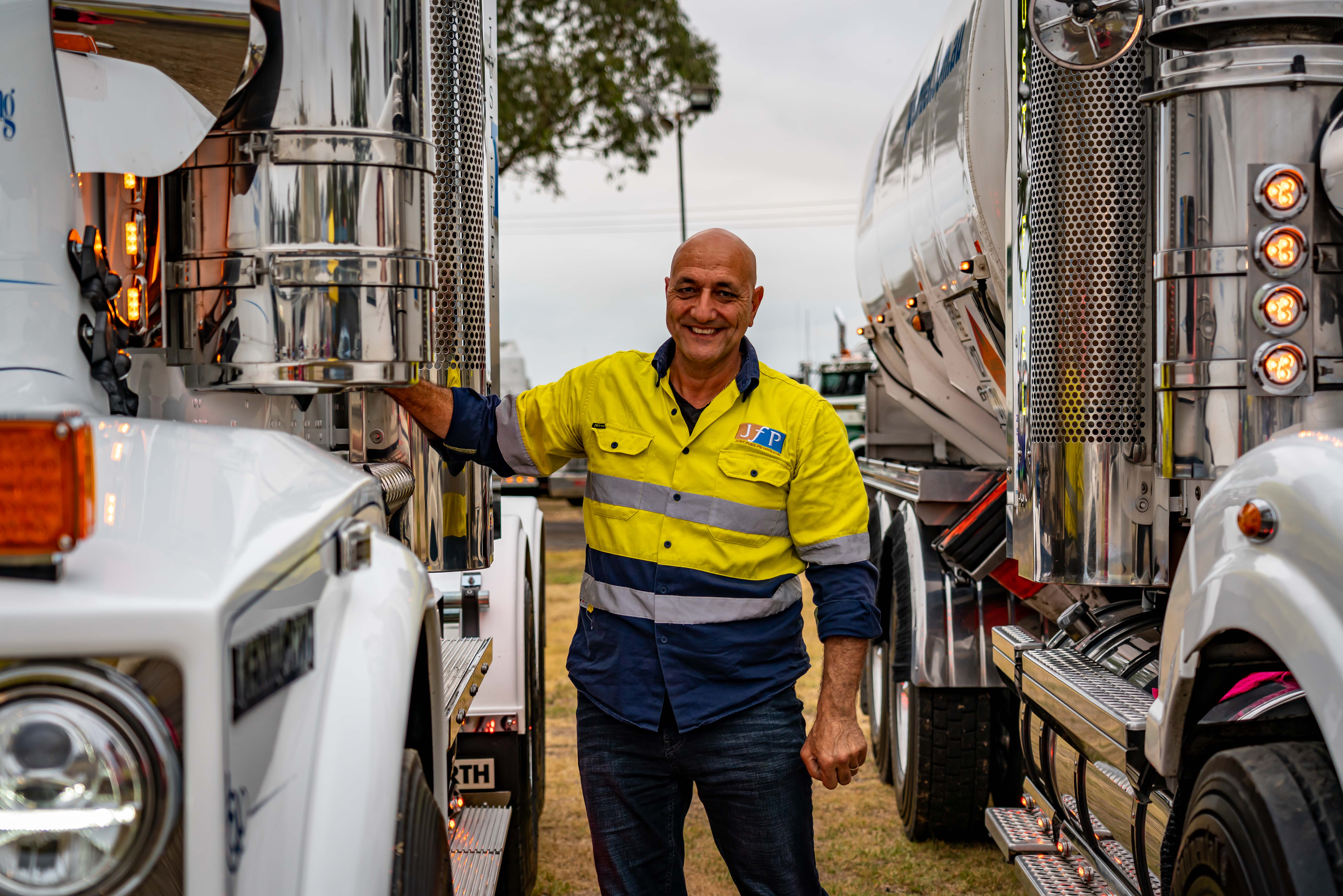 CON23 Image Register Your Truck